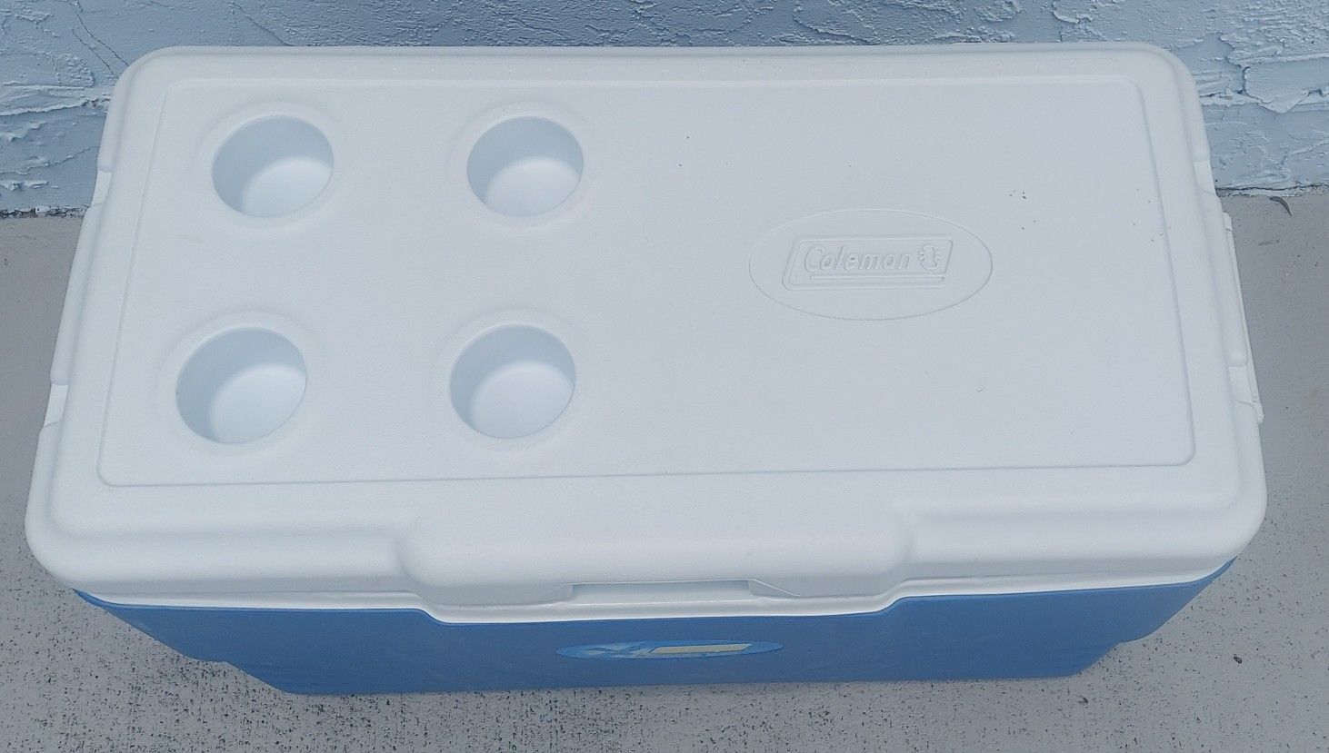 Coleman Blue 48 Qt Extreme Chest Cooler