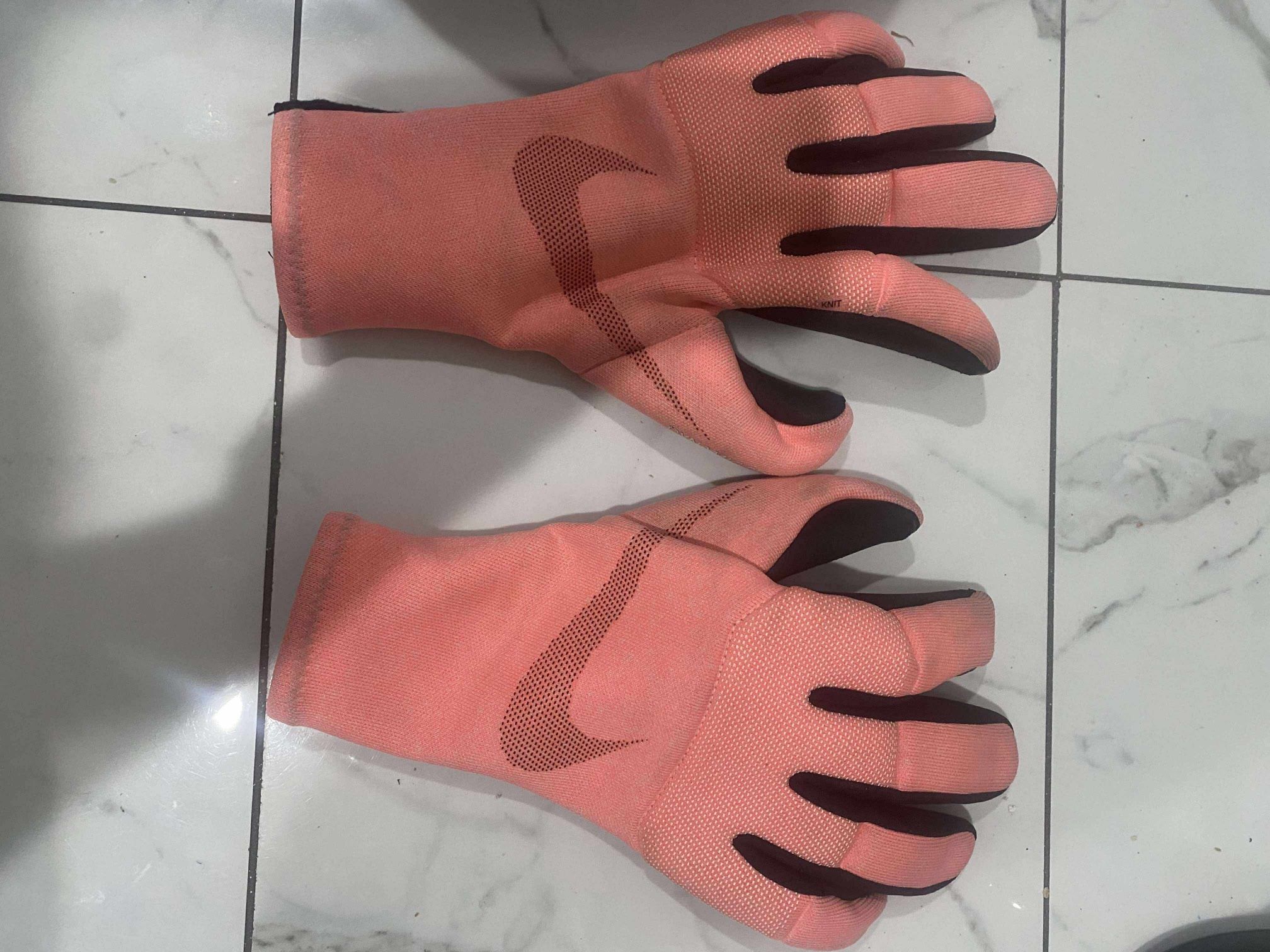 Nike Dynamic Fit Goalkeeper Gloves Pink Size Large