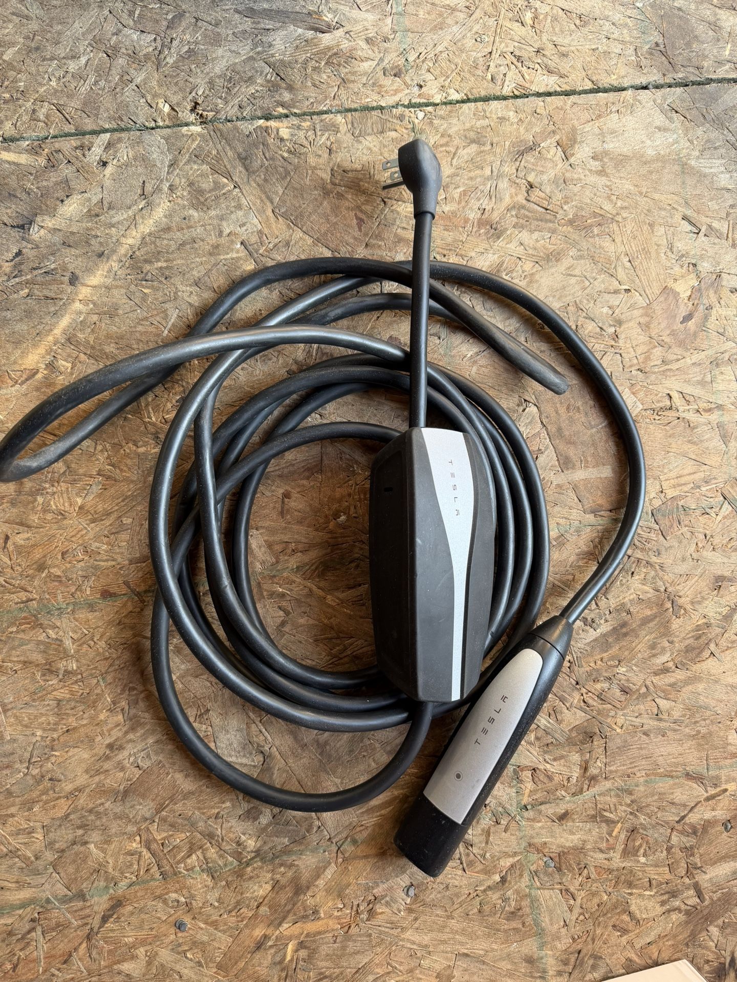 Tesla Charger 