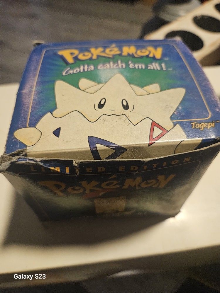 1999 Pokémon Togepi Limited EDITION 24K gold Plated Trading Card