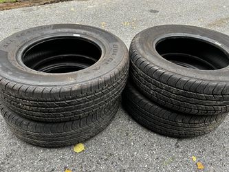 4 Set Of Used Tire Like New 205/70/R15 Thumbnail