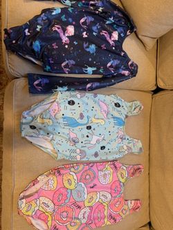 4 girls leotards dance/gymnastics