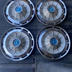 Set 4 14” 1962 Chevy Impala Hub caps, good condition, sell all 4 $125.00 cash