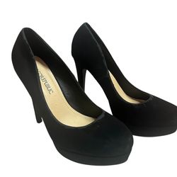 Marco Republic Black Suede Platform Pumps