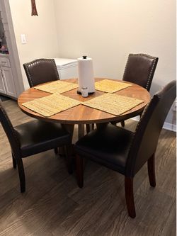 Dinning table