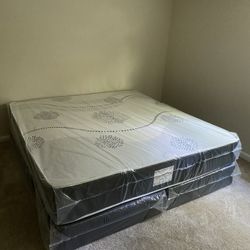 Queen Mattress Come With Box Spring - Same Day Delivery 
