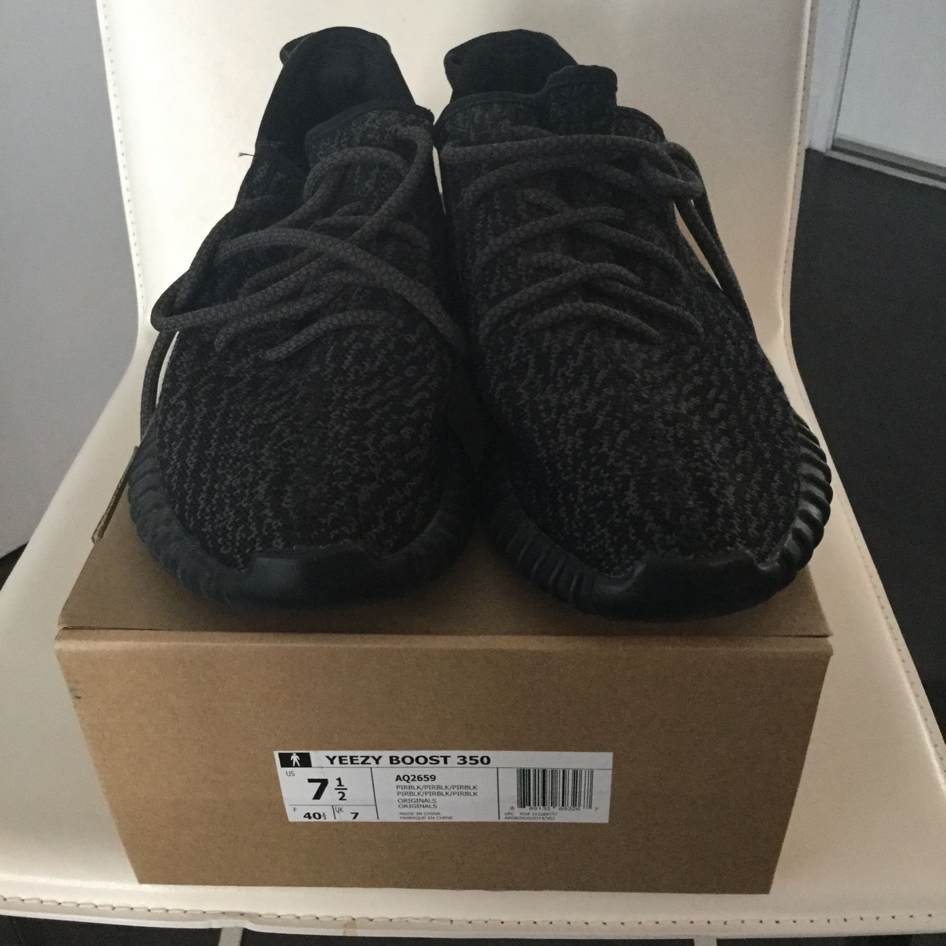 REDUCED - $300 Adidas Yeezy Boost 350 Size 7.5