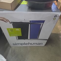 Simple Human Trash And Recycle Bins