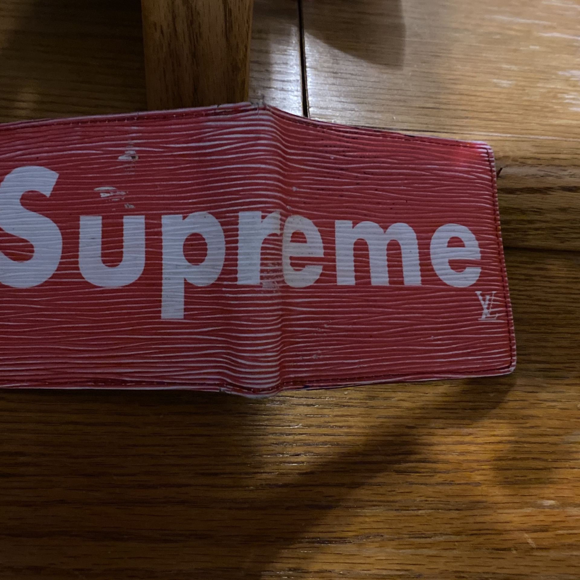 supreme wallet