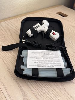 Brand New Complete Hot Glue Gun Kit (30W + 30 Sticks + Case)