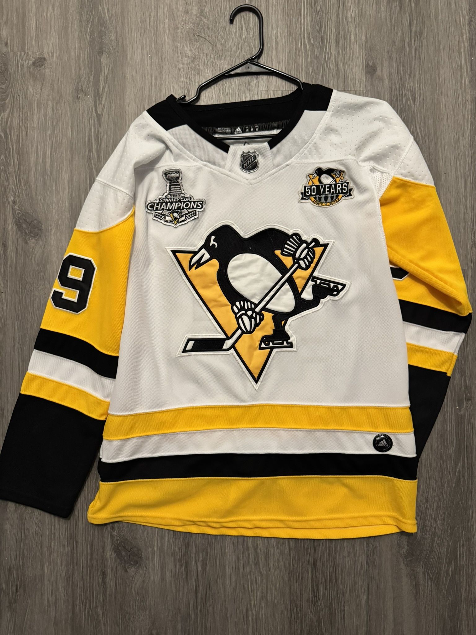 Penguins jersey
