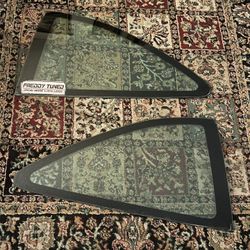 Honda Civic 2000 Coupe Rear Windows