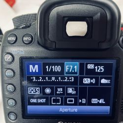 Cameras & Lens 