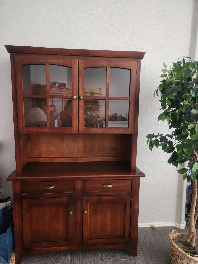 Wooden hutch, cabinet, buffet