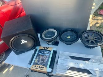 Lot Of Subwoofers And Amps Various Brands And Sizes JL Audio , Kicker Pioneer Make offer for all or each one