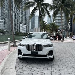2021 BMW X7