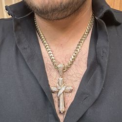 14k Gold (Real Diamonds Cross)