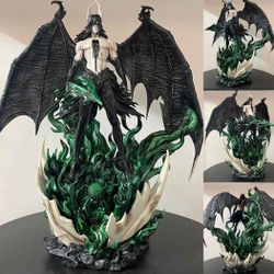 This item is a collectible figurine of Ulquiorra Cifer from the anime Bleach
