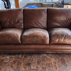 3 Seat Couch NEED REMOVED