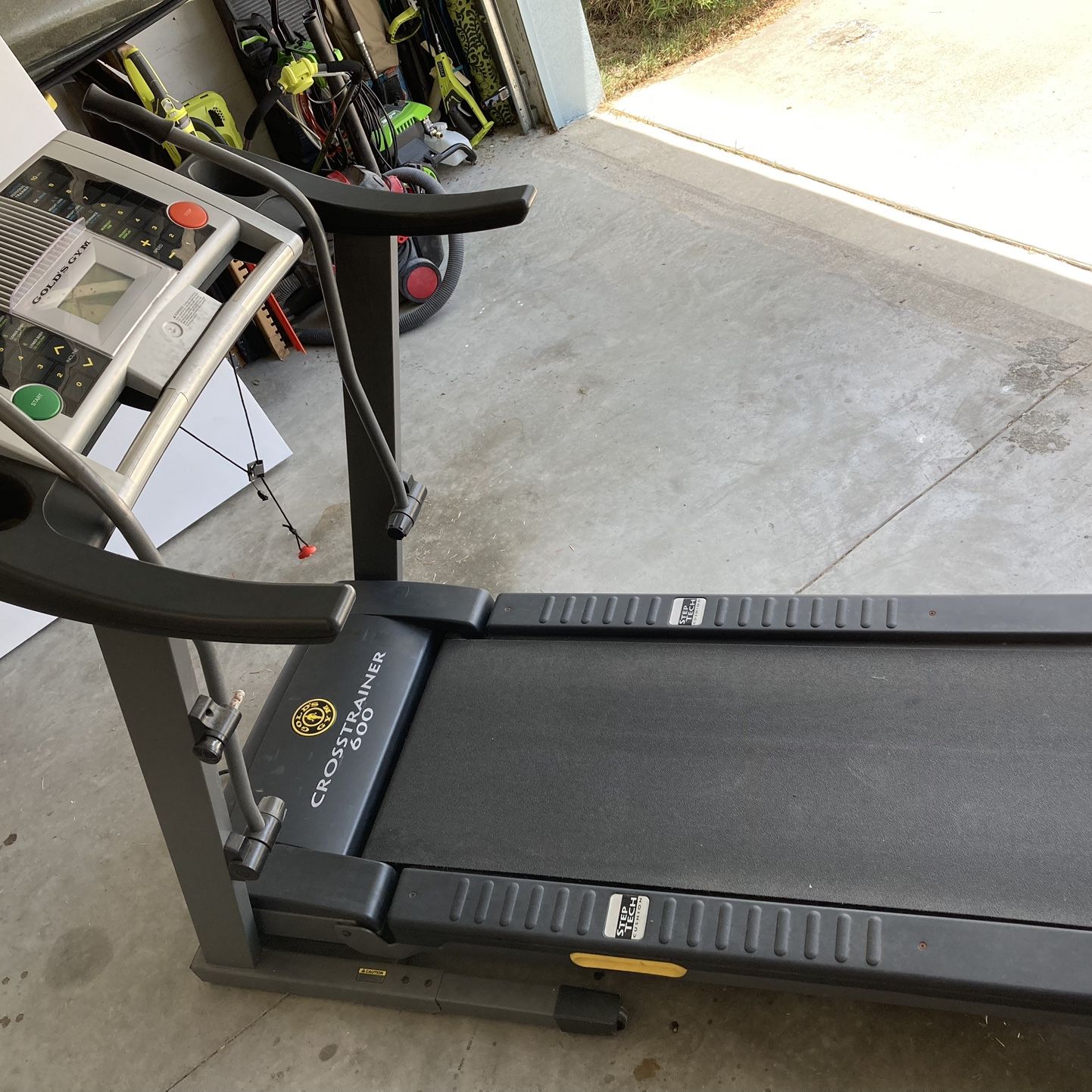 Gold s Gym Crosstrainer 600 Treadmill for Sale in Riverview FL OfferUp