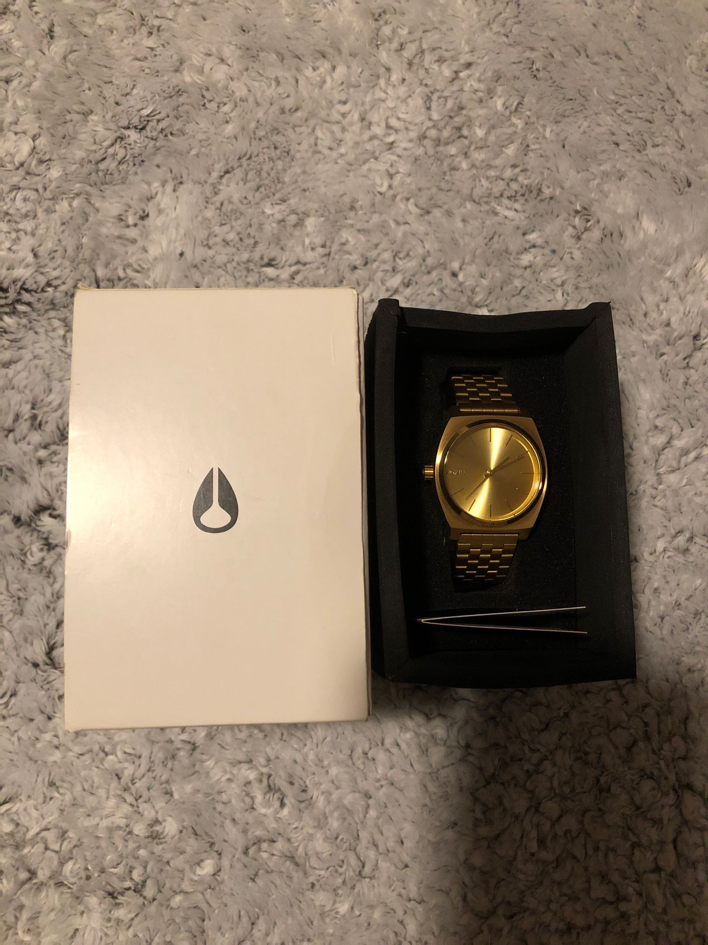 Nixon Time Teller Gold