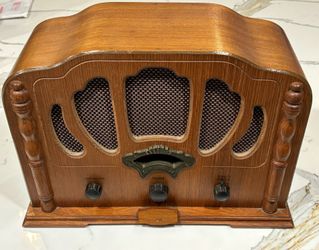 THOMAS COLLECTORS EDITION RADIO MODEL BD 110