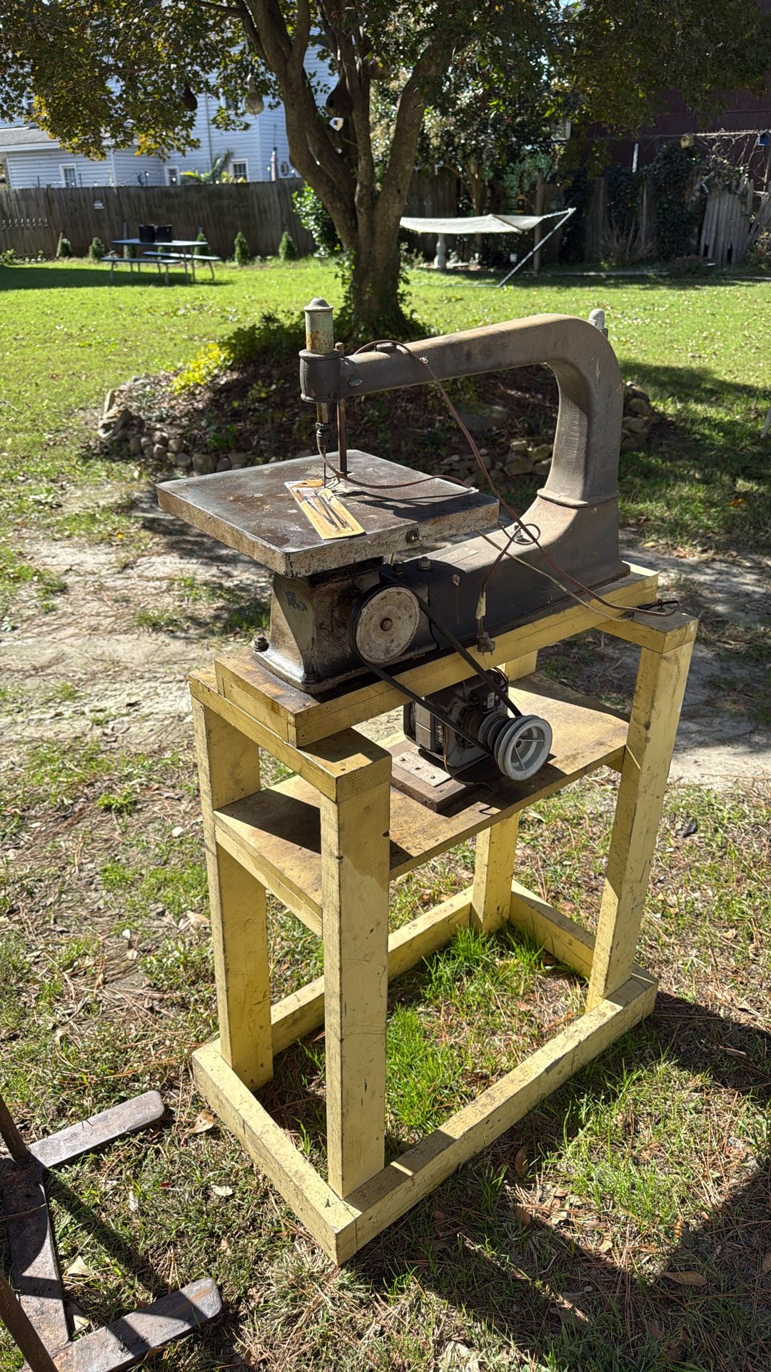 Scroll / Jig Saw