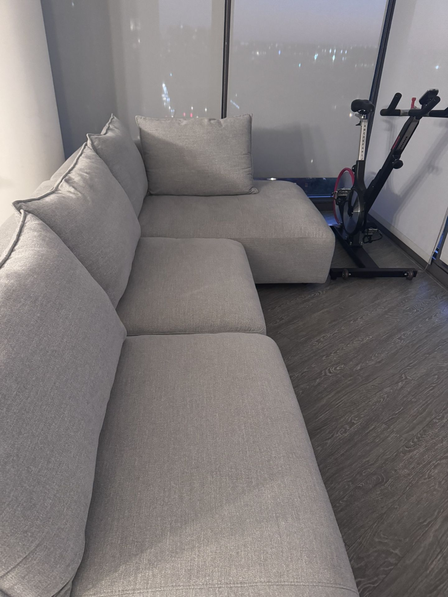 Sectional Couch - Pick Up Only