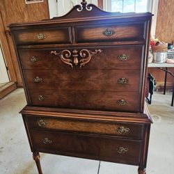 Antique Continental Furniture Company Walnut Chest On Chest Of Drawers