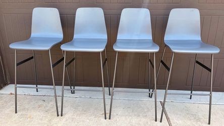 Set of 4 Modern Bar Stools