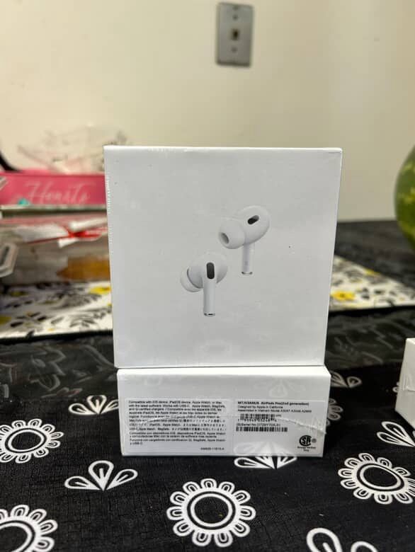 AirPod Gen 2s