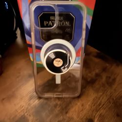 15plus Otterbox with MagSafe Charging with MagSafe Pop-socket