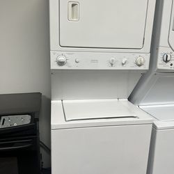 Washer And Dryer Stackable 27 “ Wides 