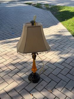 Vintage Tuscan Amber Glass Accent Table Lamp with Beaded Shade