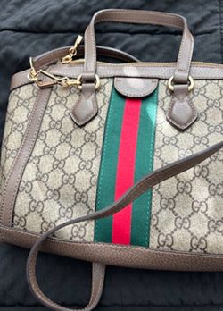 authentic Gucci Ophidia GG Medium both