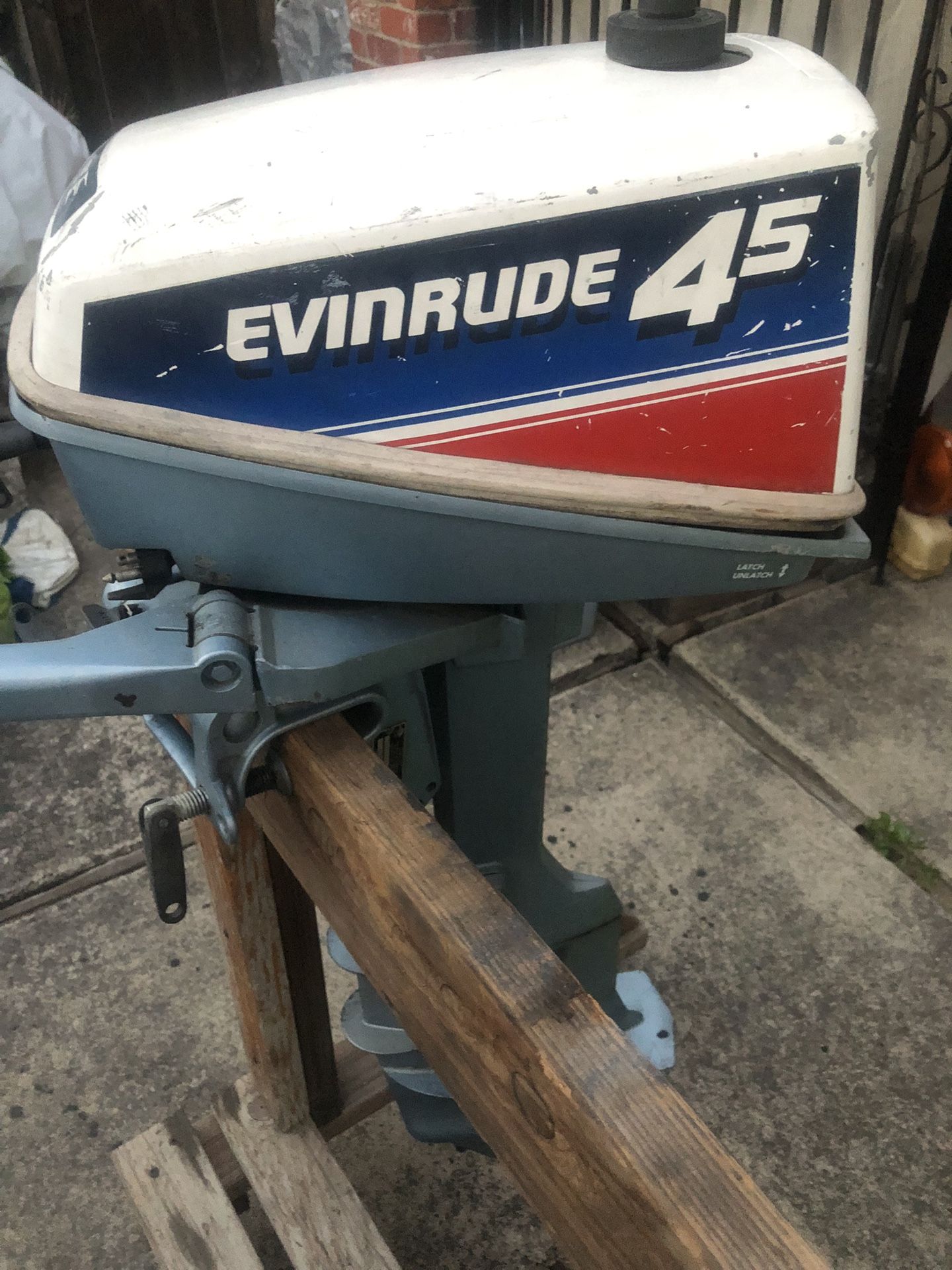 Outboard Boat Motor