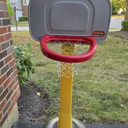 Little Tikes TotSports Basketball Set