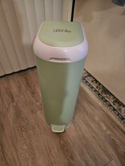 Sage Diaper Genie Platinum + 1.5 Refill Rolls