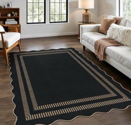 Black Area Rug 4x6 (New)