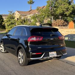 2017 KIA Niro