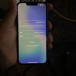 iphone 16e like new only had for a month 