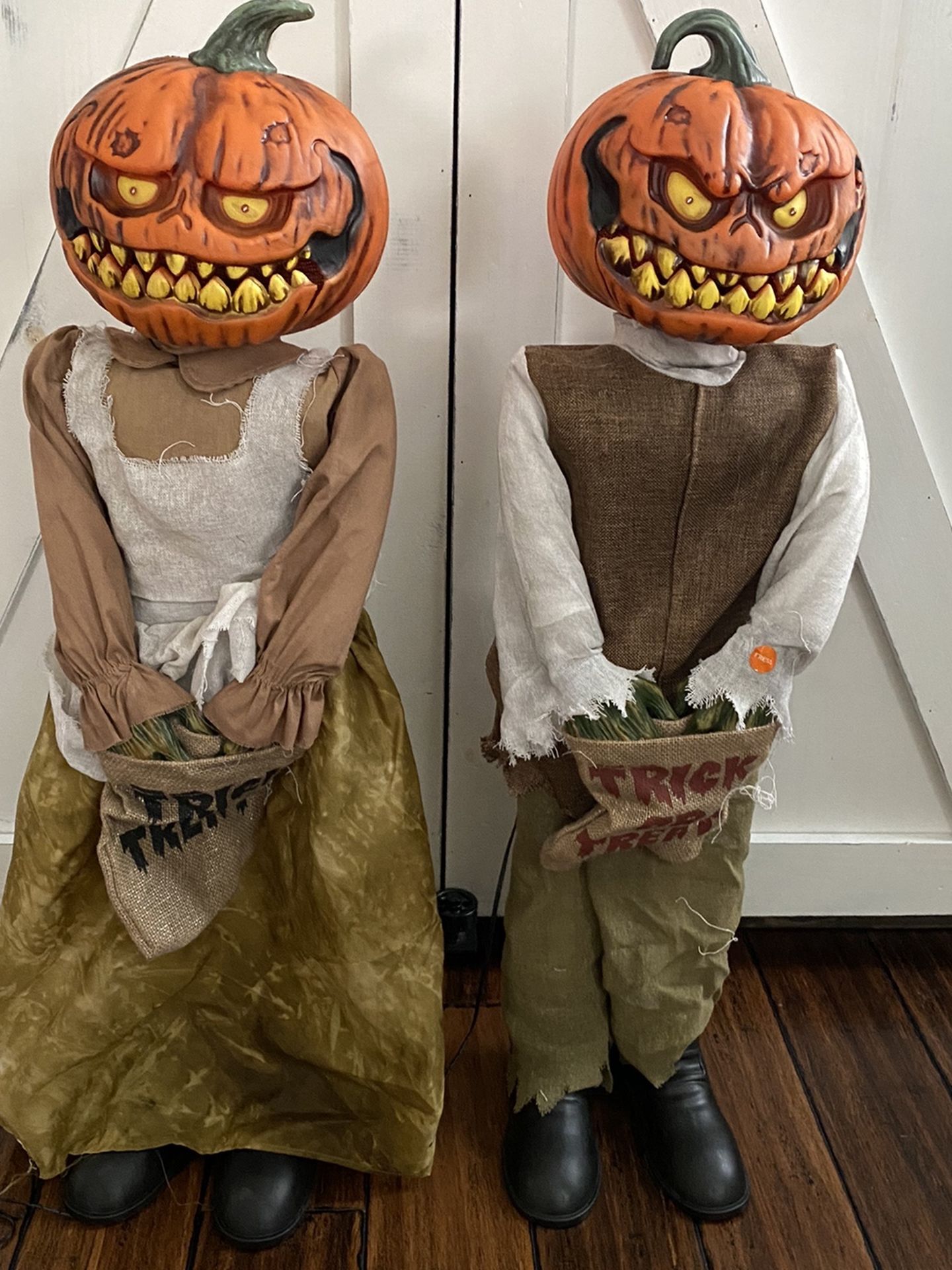 3 ft Rotten patch Halloween Animated LED Pumpkin Twins