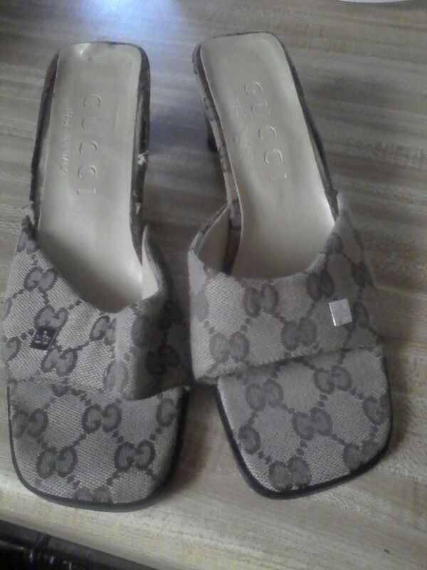 Gucci sandals