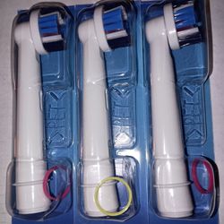Oral B 3D White 3 Toothbrush Refills 