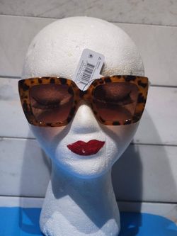 Women's Sunglasses $4 each (two available)