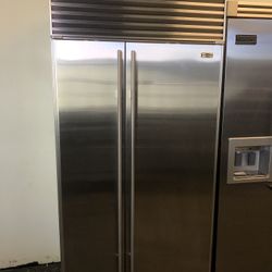 Sub Zero 42” Stainless Steel Built In Refrigerator Side By Side 