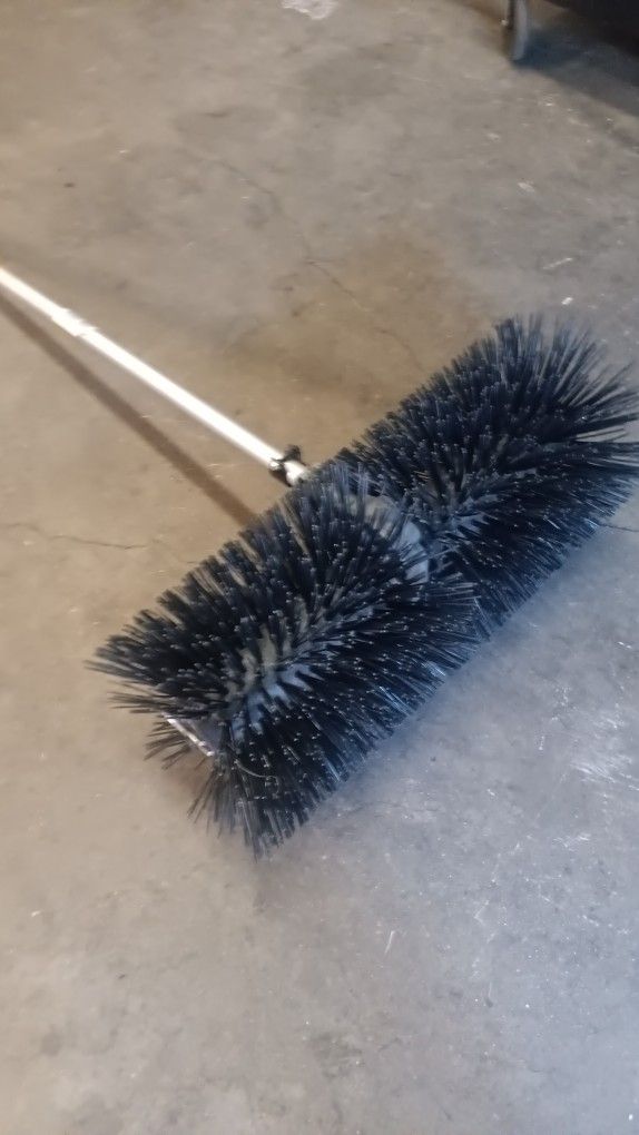 Milwaukee
M18 FUEL QUIK-LOK Bristle Brush AttachmentIt is sold as shown in the photoIt is sold as shown in the photo