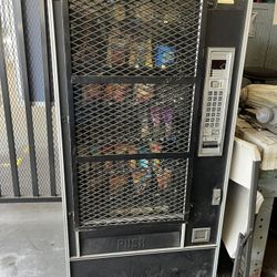 Snack Vending Machine