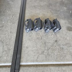 Thule roof cross bars