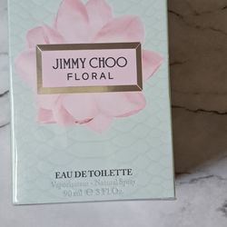 NEW & SEALED " JIMMY CHOO FLORAL WOMAN'S LARGE SPRAY 45$